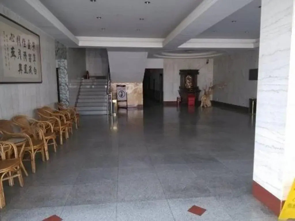 Qing Feng Inn