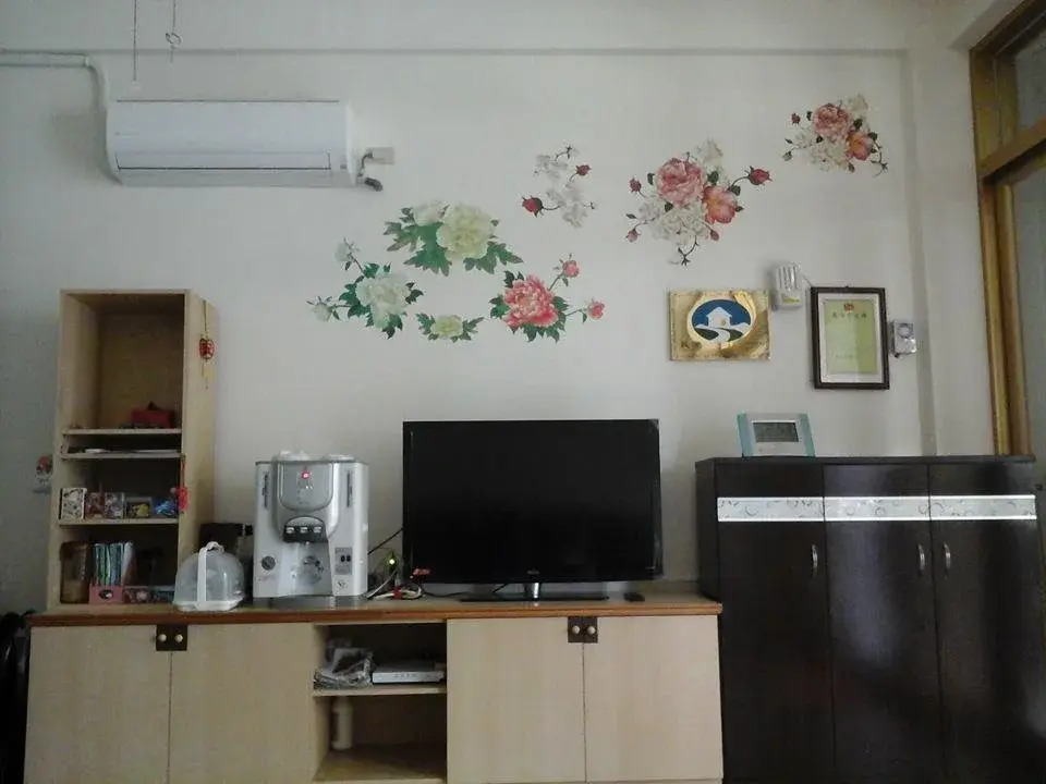 Lianhang Hostel