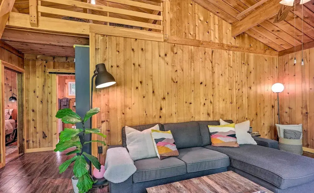 High Falls Restorative Cabin in the Woods!