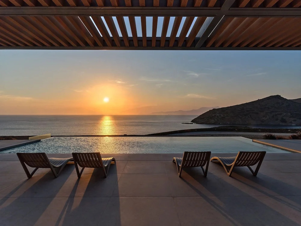Big Blue Villas