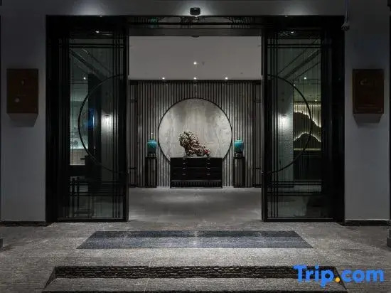 Yunny Hotel (Kunming Railway Station Wanda Square store)