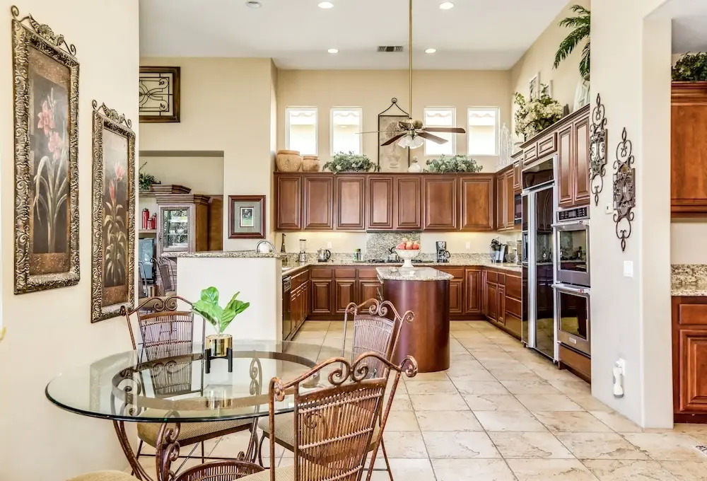 Golf View Drive - 4 Br Home