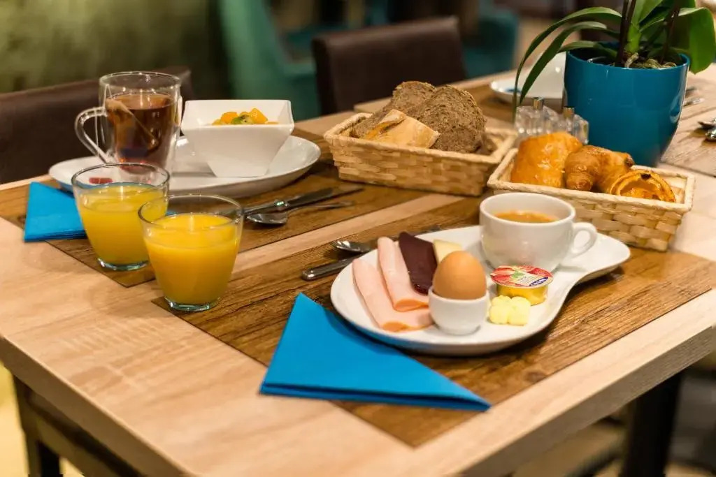 Hotel Rousseau