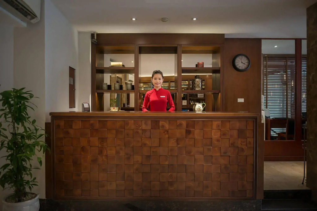 Hanoi E Central Luxury Hotel