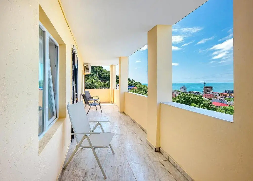 Hotel Mandarinebi