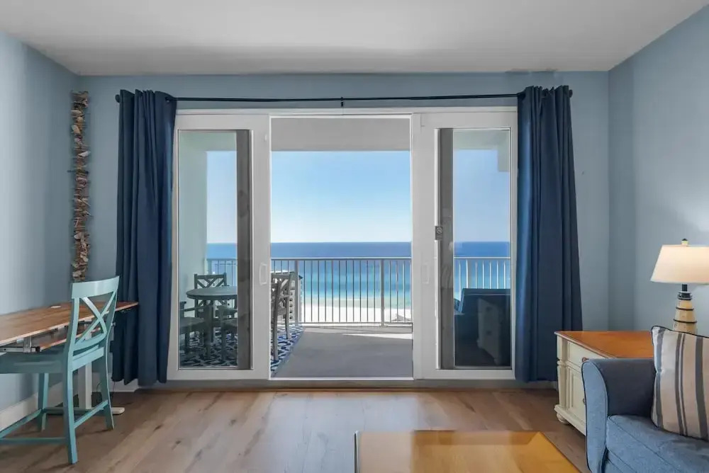 Laketown Wharf 1626