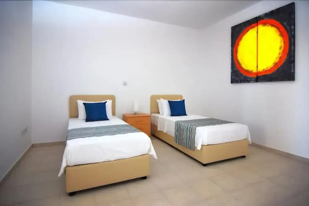 Oniros Villa