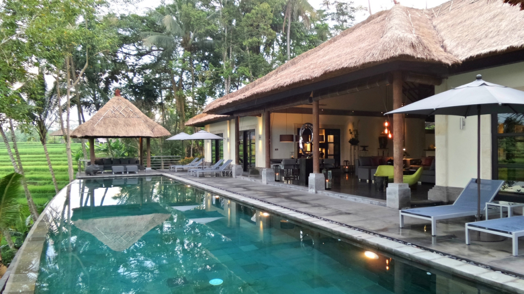 Rouge - Private Villa Condense