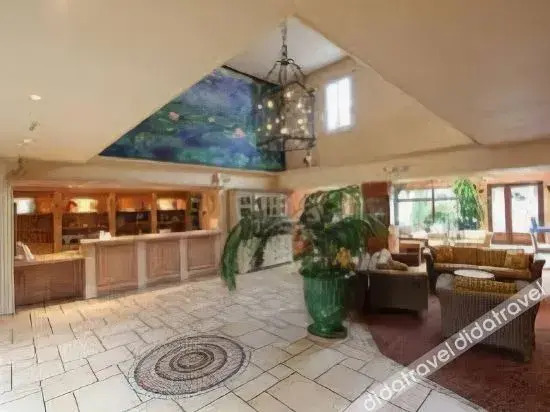 La Villa Des Impressionnistes