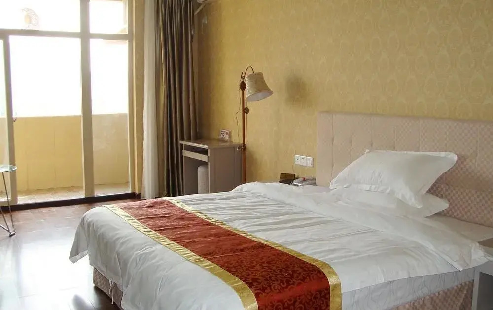 Meili Huayuan Hotel