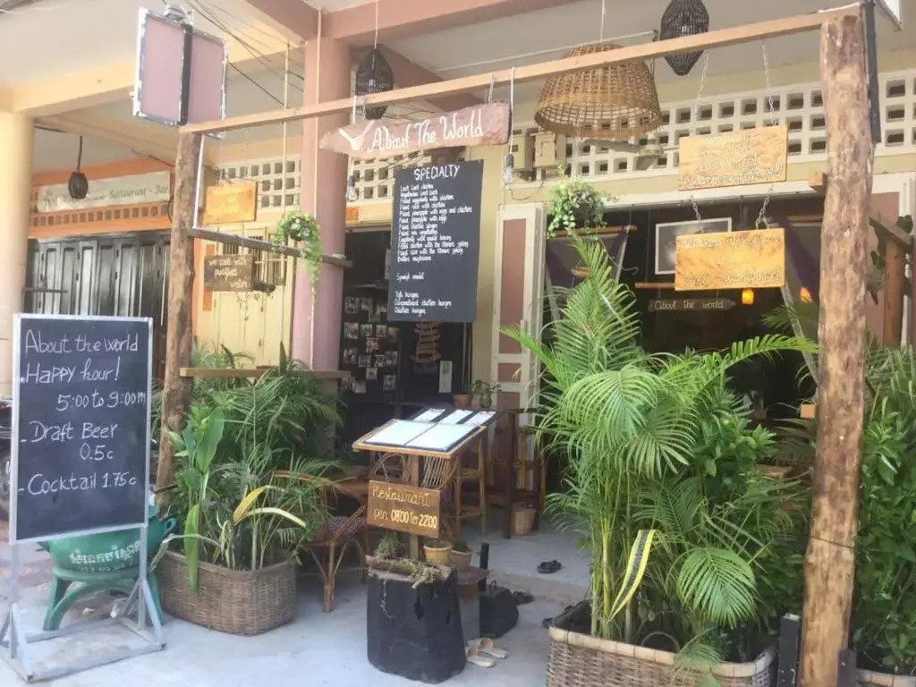 About The World Hostel And Restaurant