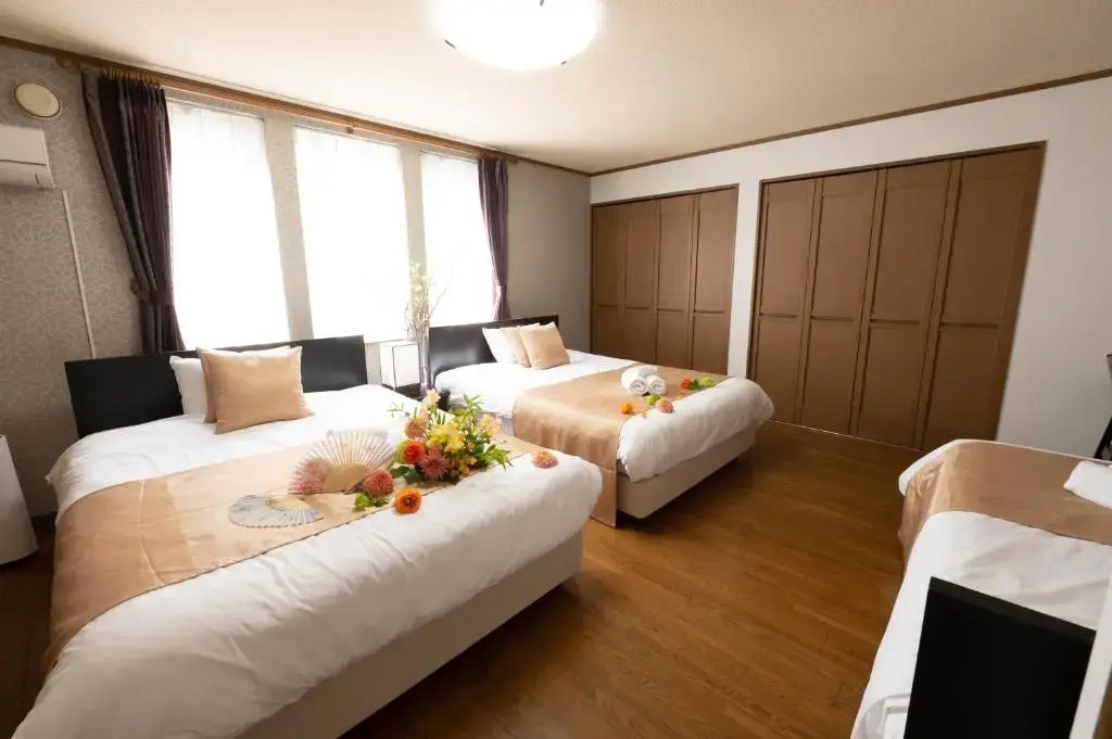 ✩琉楓✩3階建ての一軒家✩ 4Ldk最多16名様ご宿泊可能の贅沢な和モダン空間