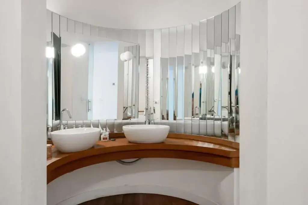 SANTA MARIA NOVELLA STYLISH Loft GREAT LOCATION-Hosted by Sweetstay