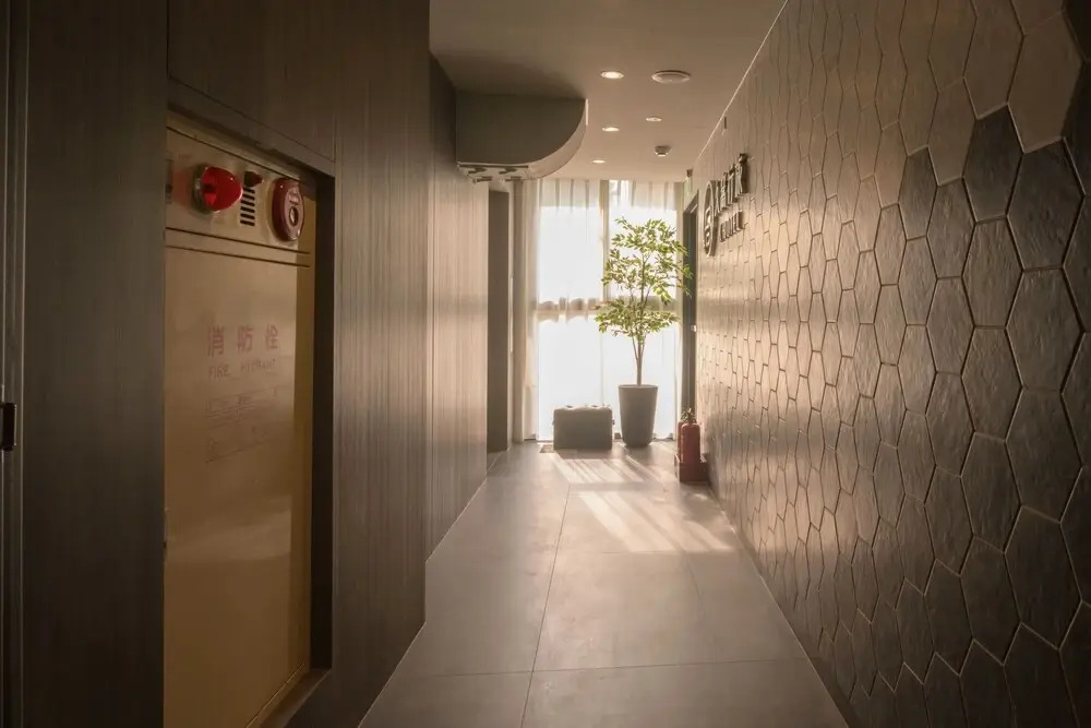 K HOTEL