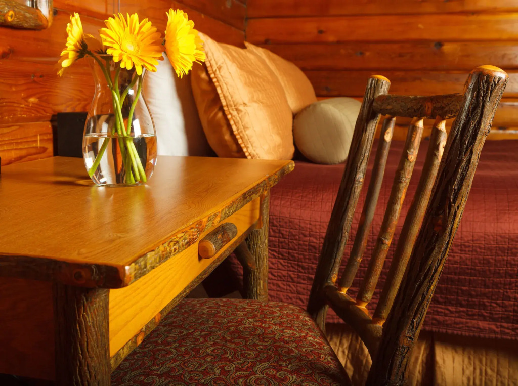 Antler Inn
