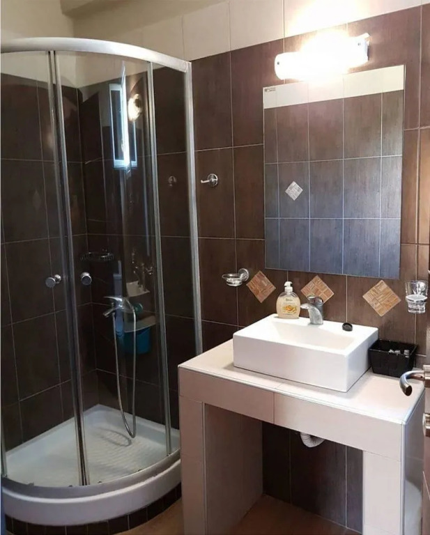 Agrili Apartments & Rooms