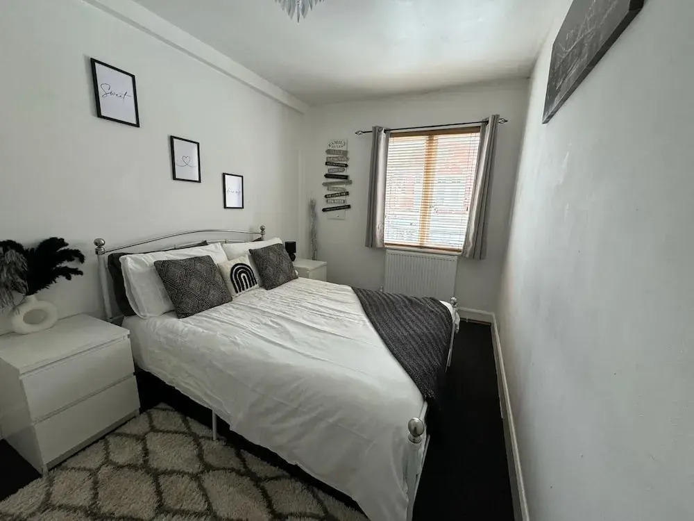 Cosy 3-bed Apartment in Hythe High Street