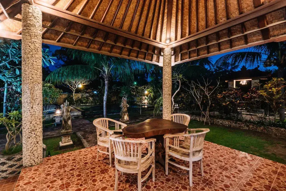 Bunda 7 Bungalow