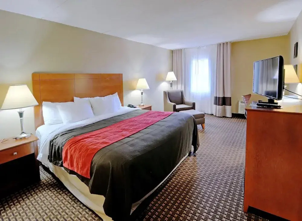 Comfort Inn & Suites
