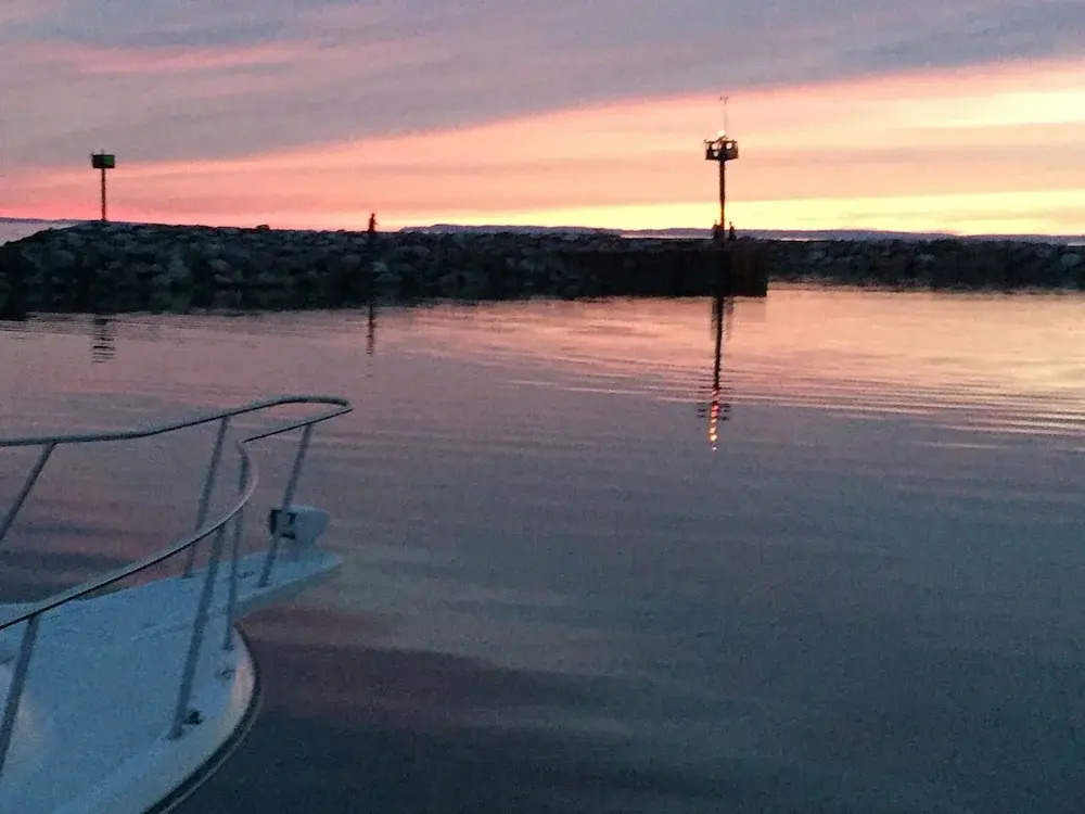 Whaleback Inn