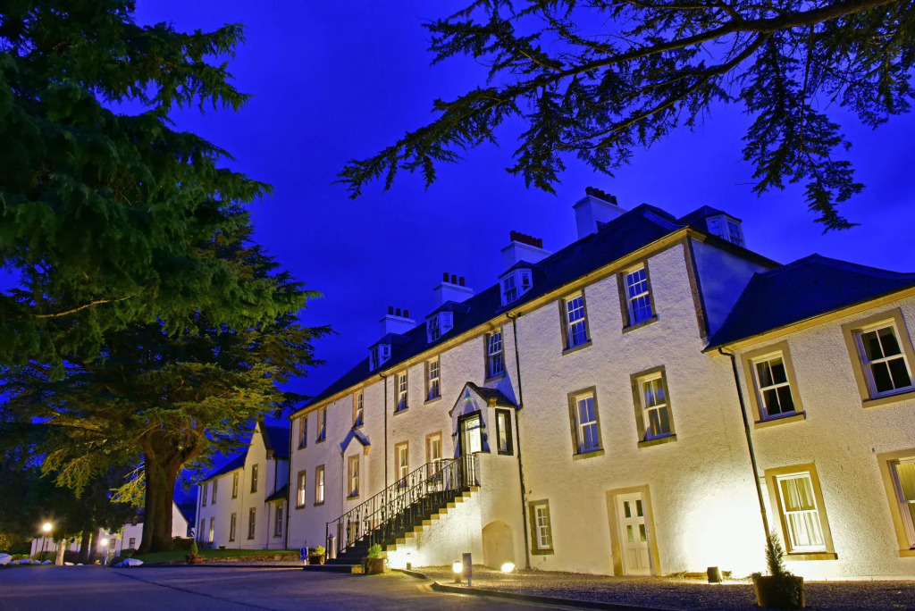 Moness Resort