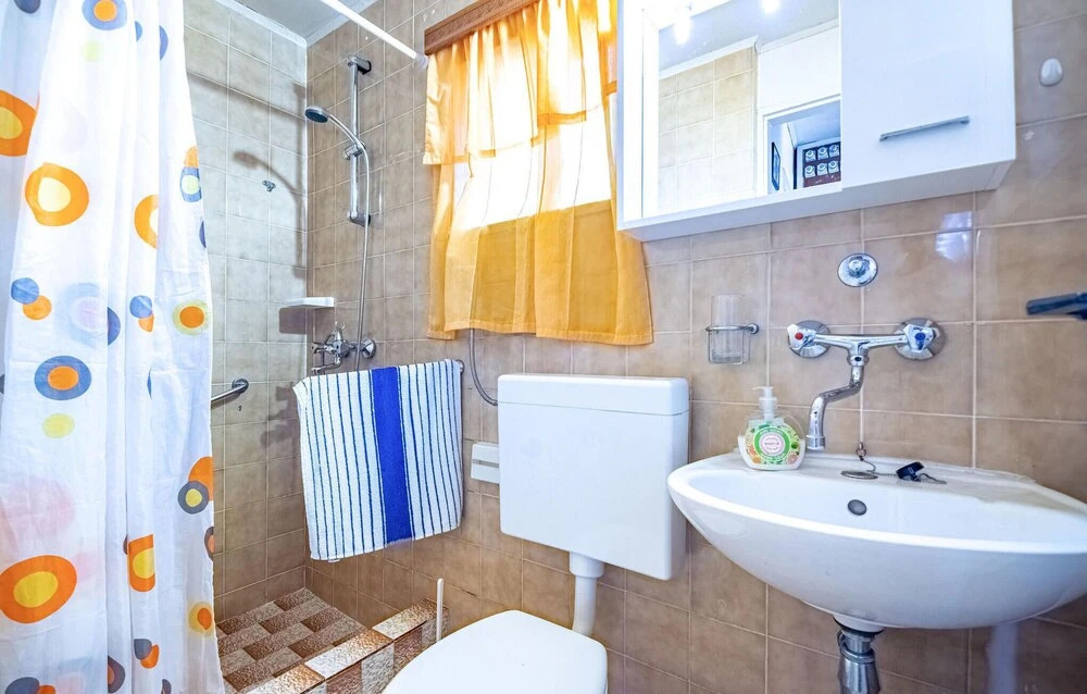 Awesome Home in Vela Luka With Wifi and 2 Bedrooms