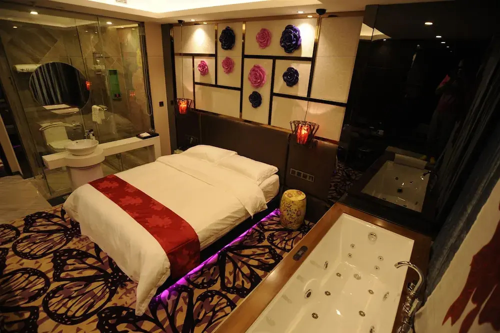 Secret Garden Hotel
