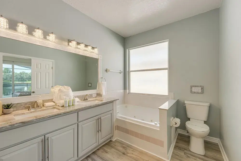 Waterfront Home w/ Private Pool: 5 Mi to Disney!
