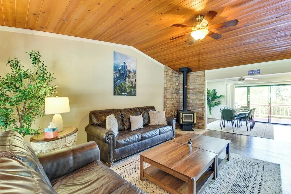 Game Room + Bar: Wooded Pine Mountain Lake Retreat