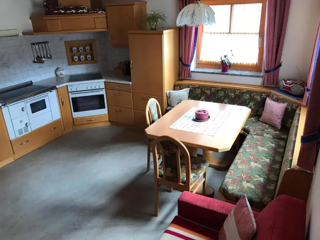 Biobergbauernhof Bergzeit Apartment in Goldegg