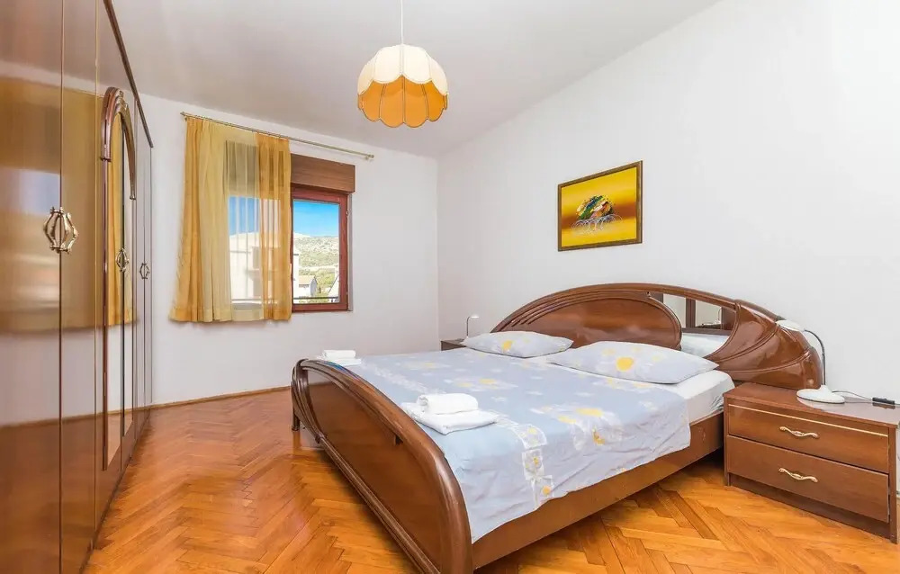 Amazing Apartment in Trogir With 2 Bedrooms and Wifi