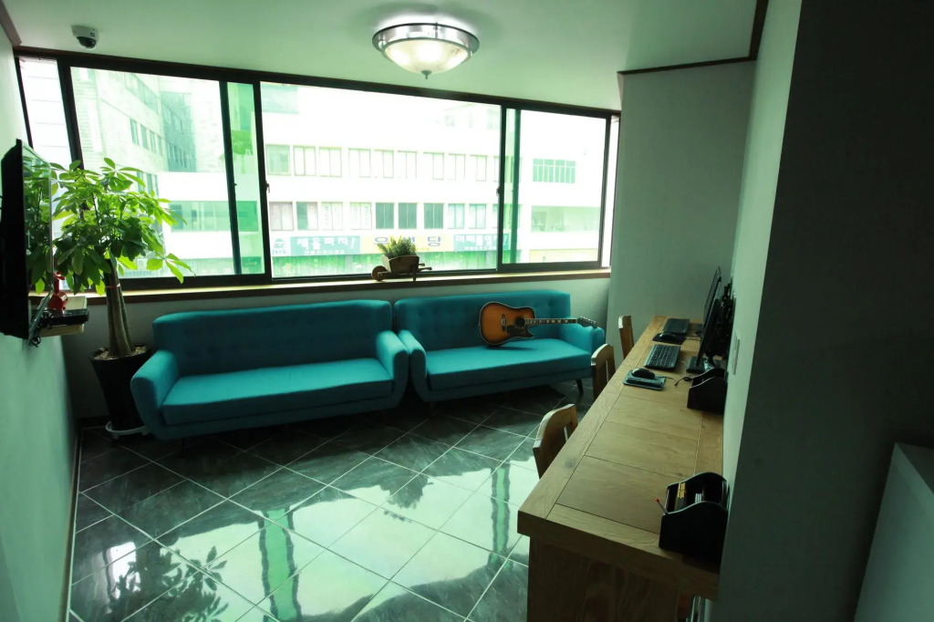 Miso Guesthouse - Hostel