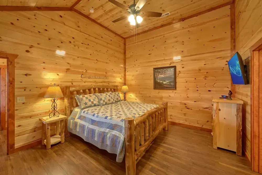Summit Pool Lodge Apartment 6