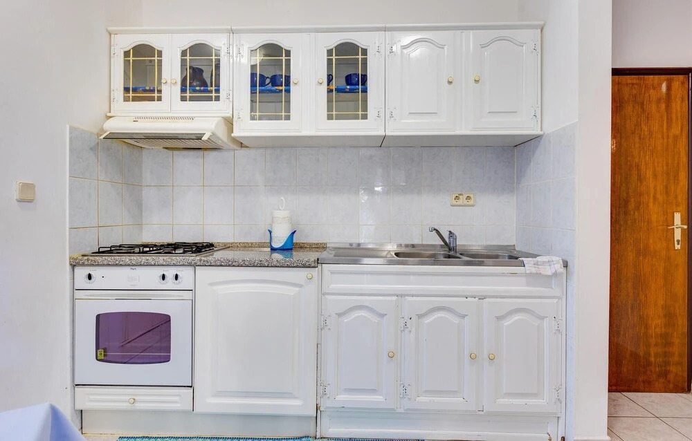 Beautiful Apartment in Zidarici With 2 Bedrooms and Wifi