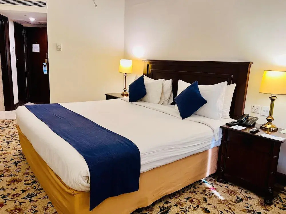 Hill View Hotel