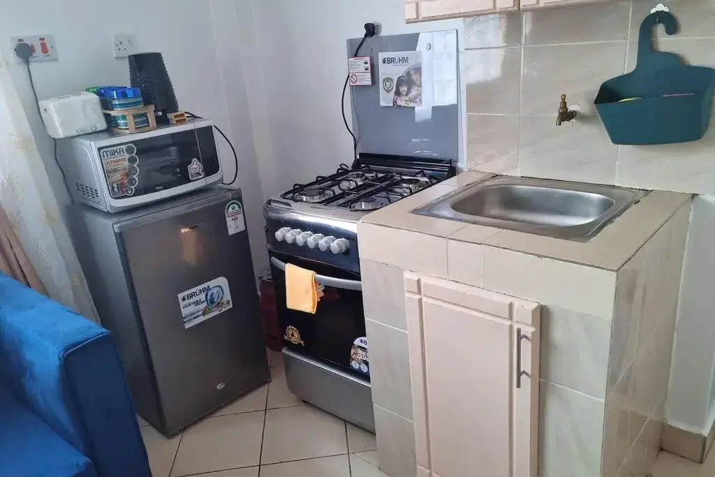 Cozy studio with WIFI &Parking in South B