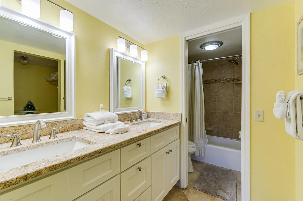 Sanibel Siesta on the Beach Unit 603 2 Bedrooms 2 Bathrooms Condo