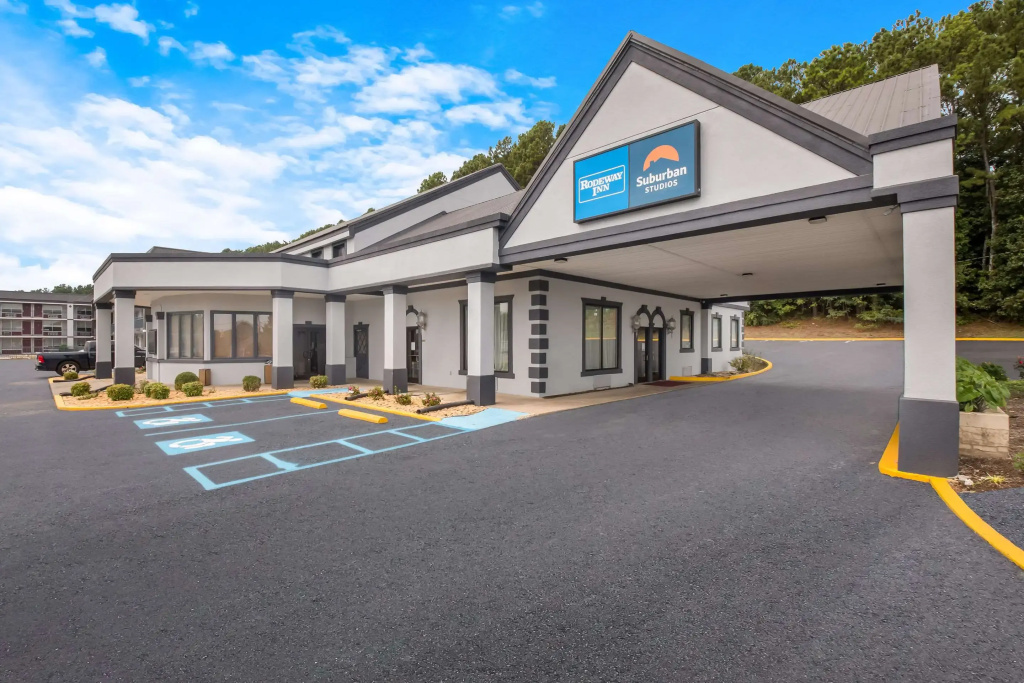 Suburban Studios Cleveland TN I-75