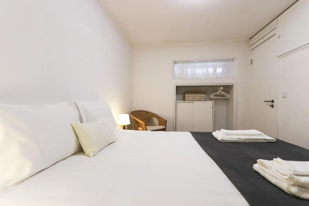 Wal Apartments- 3 bedrooms with parking space
