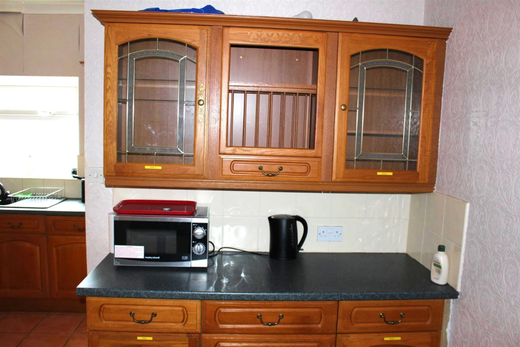 Napier Town House - Self Catering - Guesthouse Style - Twin and Double Rooms