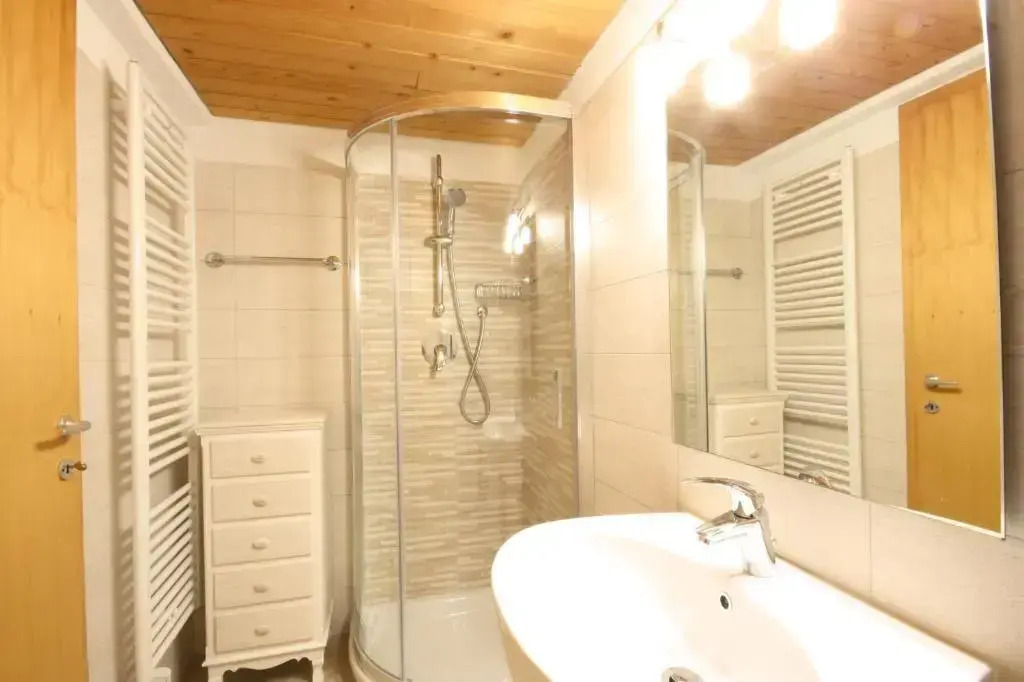 Residence Sole Alto by Montana