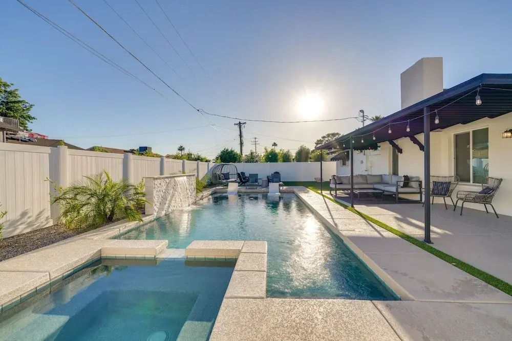 Fire Pit, Private Pool & Spa: Home in Scottsdale!