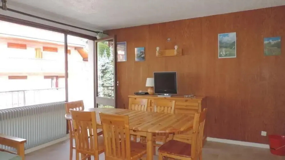 VAL D'aurea Entree A : 3 Pièces 6 Personnes / 3 Rooms 6 People