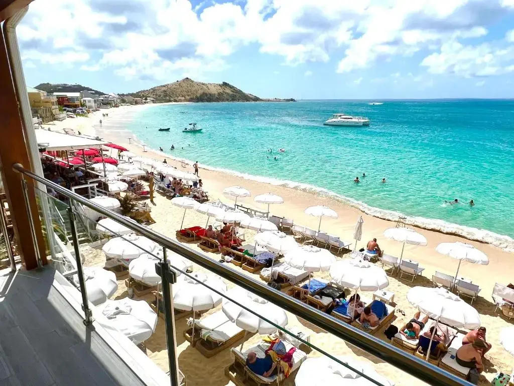 PARADISE VIEW 1 bed-room water front studio at Grand Case