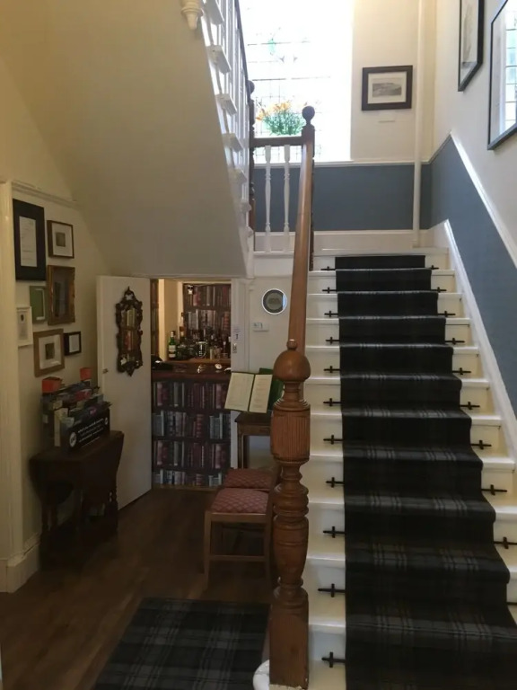 Abbots Brae Hotel