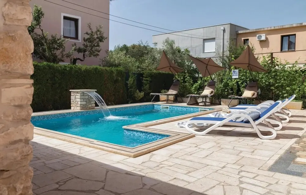 Stunning Apartment in Pula With Outdoor Swimming Pool, Wifi and 5 Bedrooms