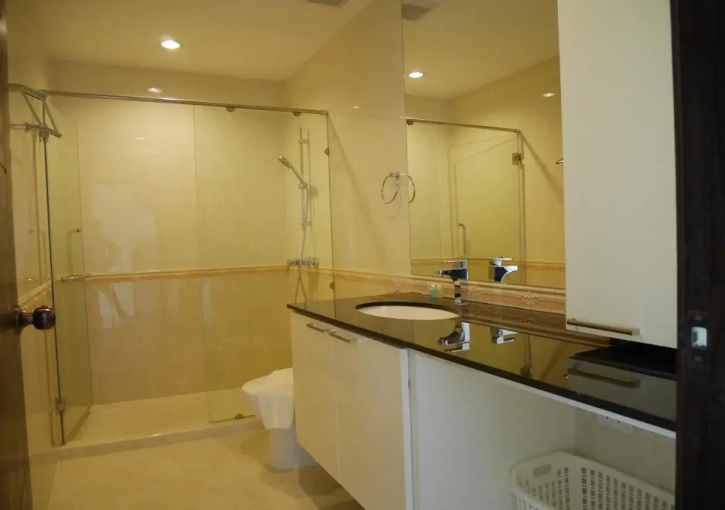 The Paradise Residence Condominum