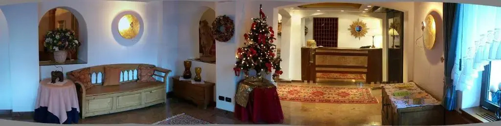 Hotel Meida