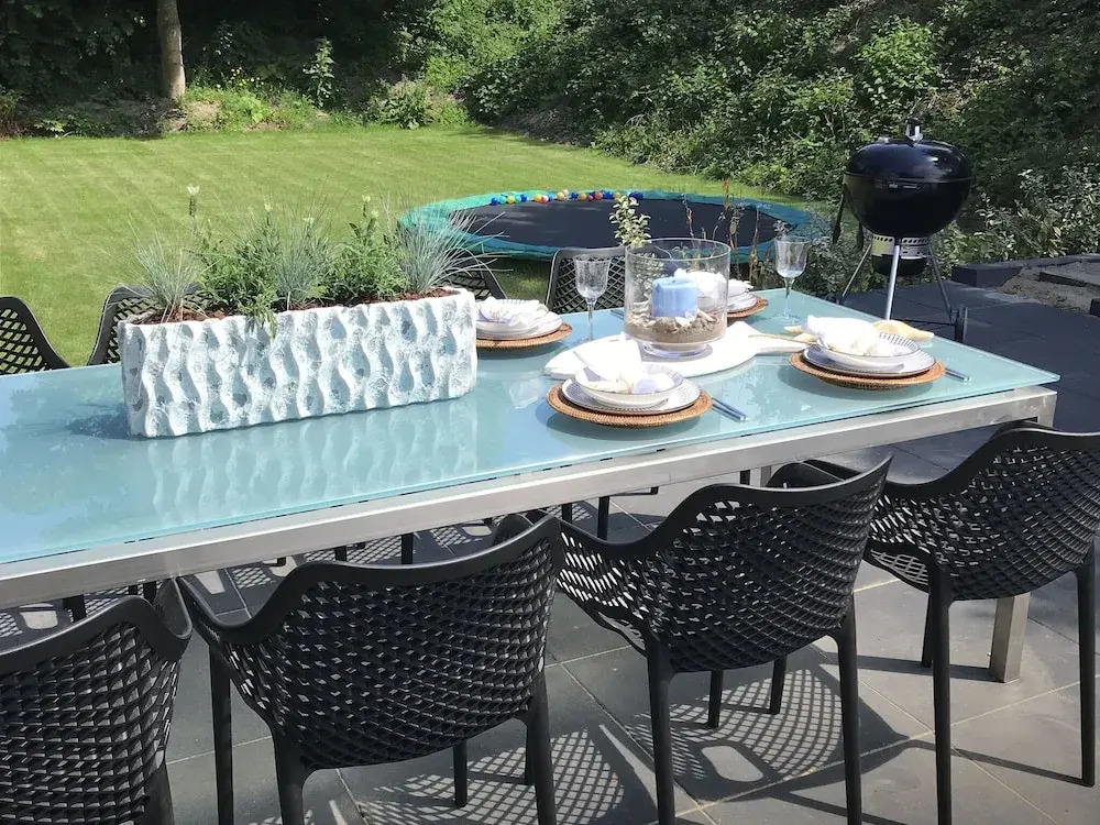 Stylish Holiday Home in Ouddorp near Beach