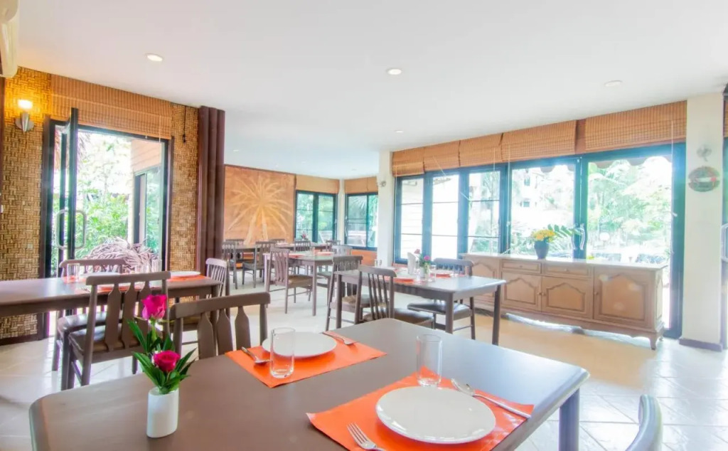 Palm Suites Khao Yai